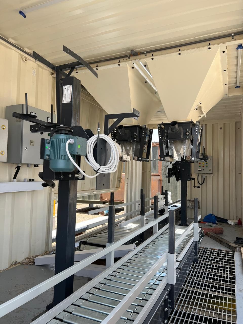 Dual Slat Conveyor